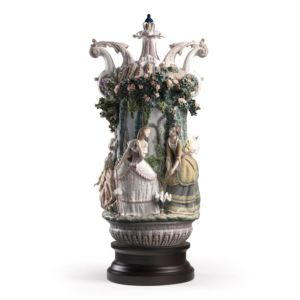 Ladies from Aranjuez Vase. Limited Edition