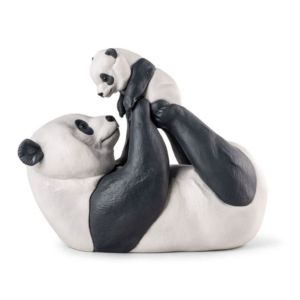 Mommy Panda Sculpture