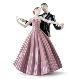 Anniversary waltz Sculpture