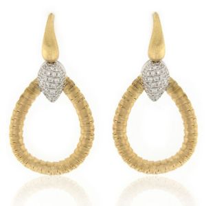 Gelbgold-Ohrringe mit weißen Diamanten
