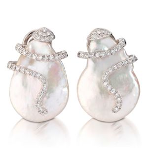 Weißgold-Ohrringe mit Keshi-Perle und Diamanten