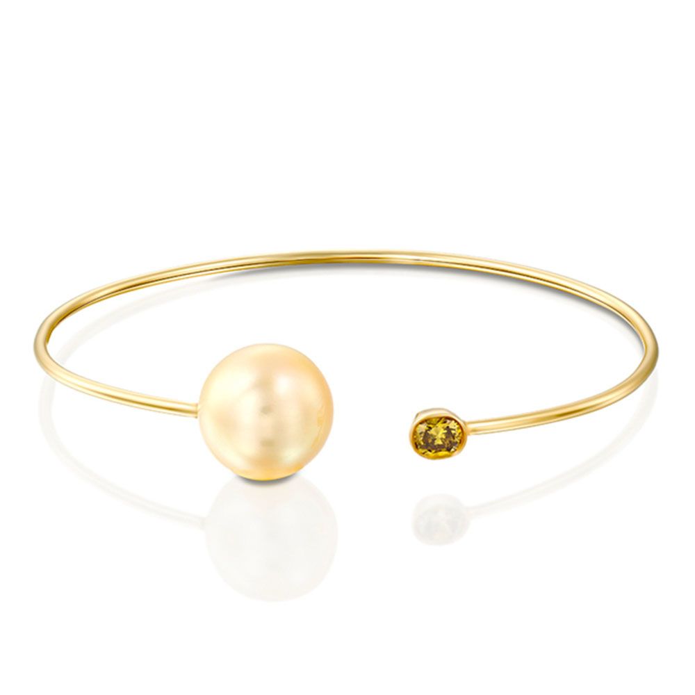Yellow gold bracelet with south sea golden pearl and diamond